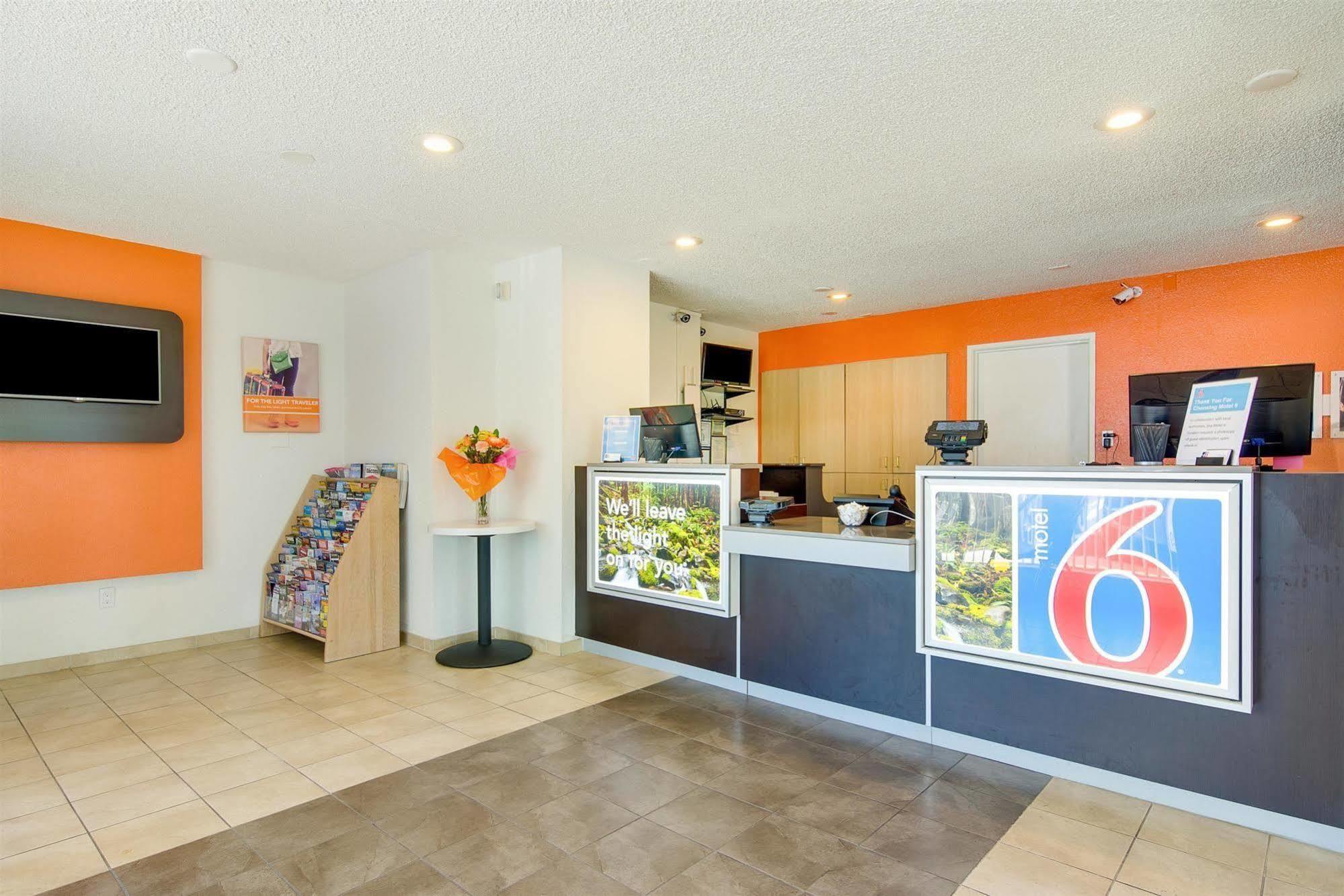 Motel 6-Tacoma, Wa - Файф Екстериор снимка