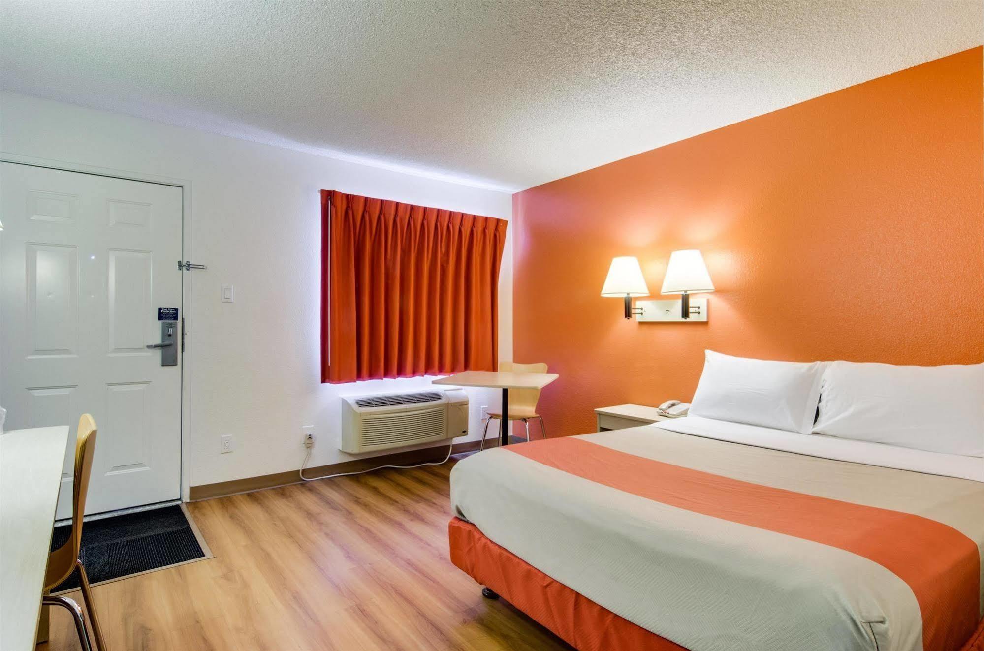 Motel 6-Tacoma, Wa - Файф Екстериор снимка